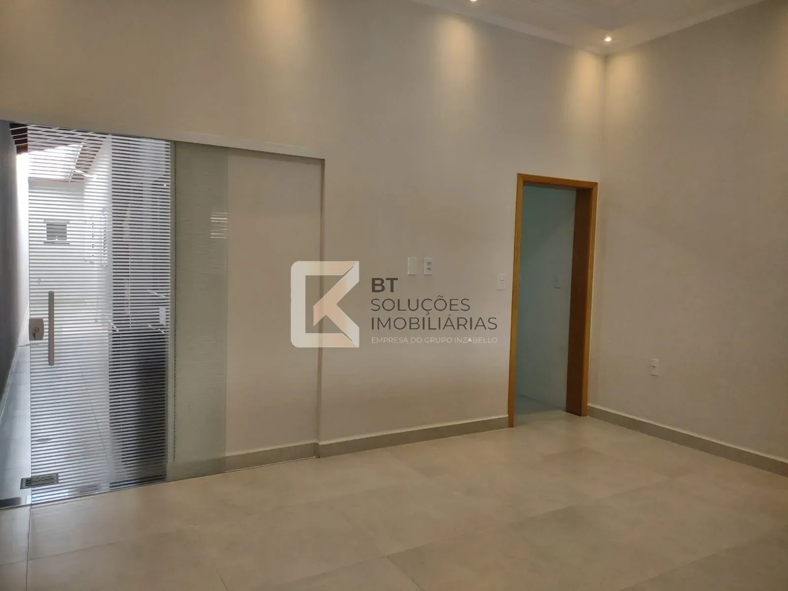 Casa, 3 quartos, 114 m² - Foto 1