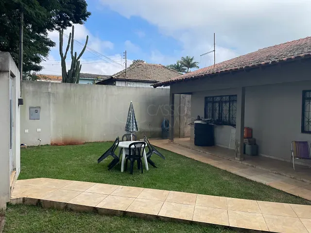 Casa com 390m² 3 quartos e 3 banheiros, à venda, no bairro Jardim Diamantina em Apucarana