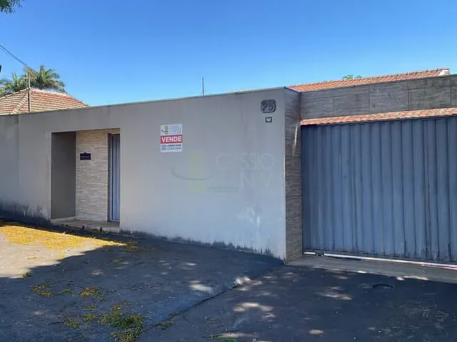 Casa com 390m² 3 quartos e 3 banheiros, à venda, no bairro Jardim Diamantina em Apucarana