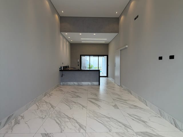 Casa 3 quartos e 2 banheiros, à venda, no bairro Reserva Centenária em Santa Bárbara D'Oeste