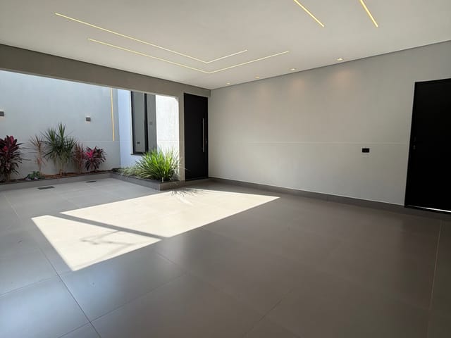 Casa 3 quartos e 2 banheiros, à venda, no bairro Reserva Centenária em Santa Bárbara D'Oeste