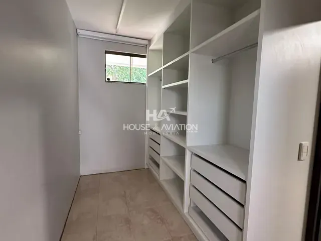 Casa 4 quartos e 5 banheiros, para alugar, no bairro Residencial Aldeia do Vale em Goiânia