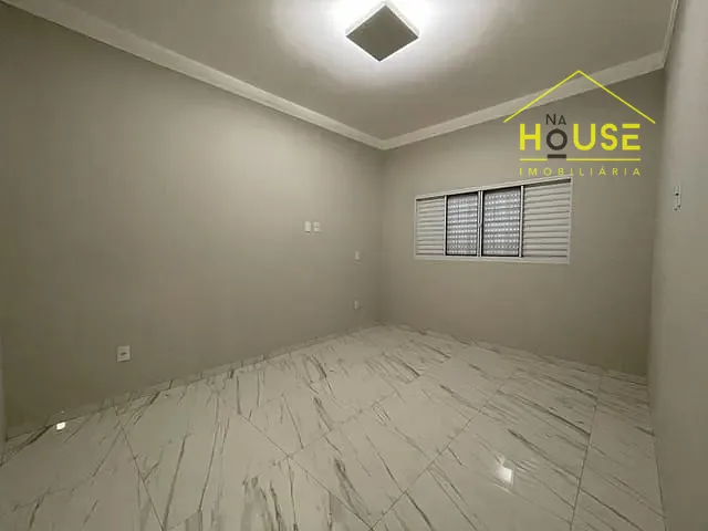Casa com 364m² 3 quartos e 2 banheiros, à venda, no bairro Jardim dos Ypês em Votuporanga