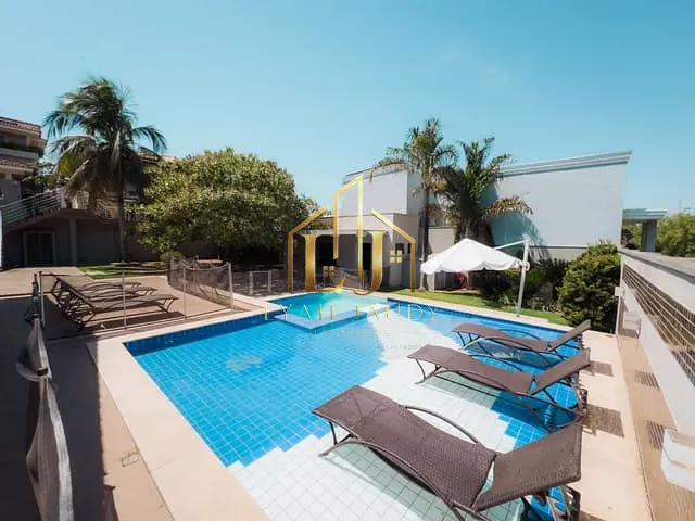 Casa com 473m² 5 quartos e 6 banheiros, à venda, no bairro Despraiado em Cuiabá