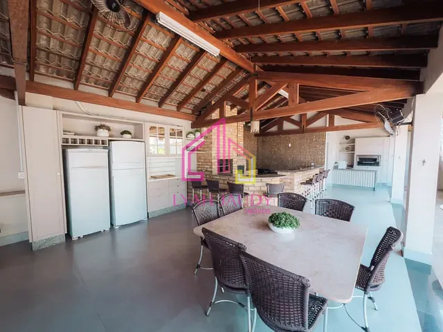 Casa com 473m² 5 quartos e 6 banheiros, à venda, no bairro Despraiado em Cuiabá