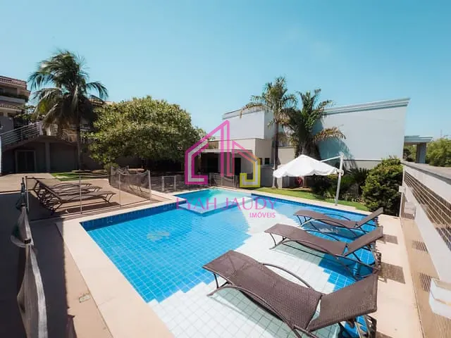 Casa com 473m² 5 quartos e 6 banheiros, à venda, no bairro Despraiado em Cuiabá