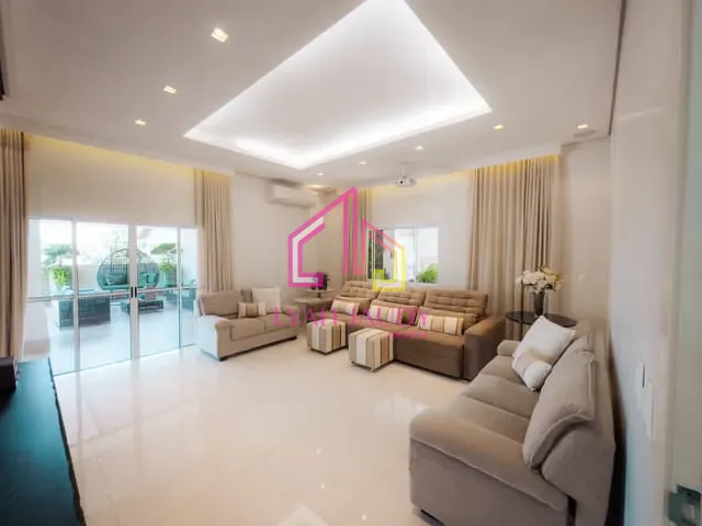 Casa com 473m² 5 quartos e 6 banheiros, à venda, no bairro Despraiado em Cuiabá