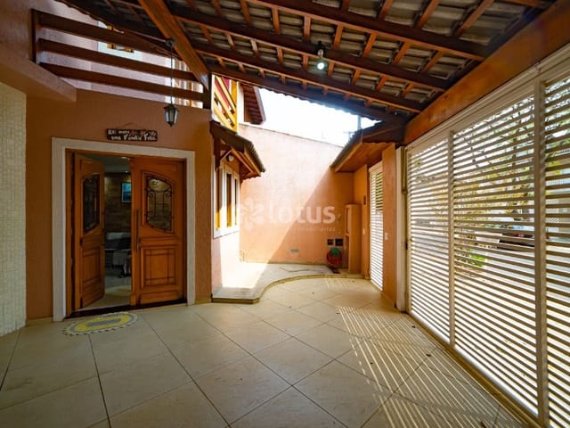 Casa com 175m² 3 quartos e 3 banheiros, à venda ou para alugar, no bairro Portais (Polvilho) em Cajamar