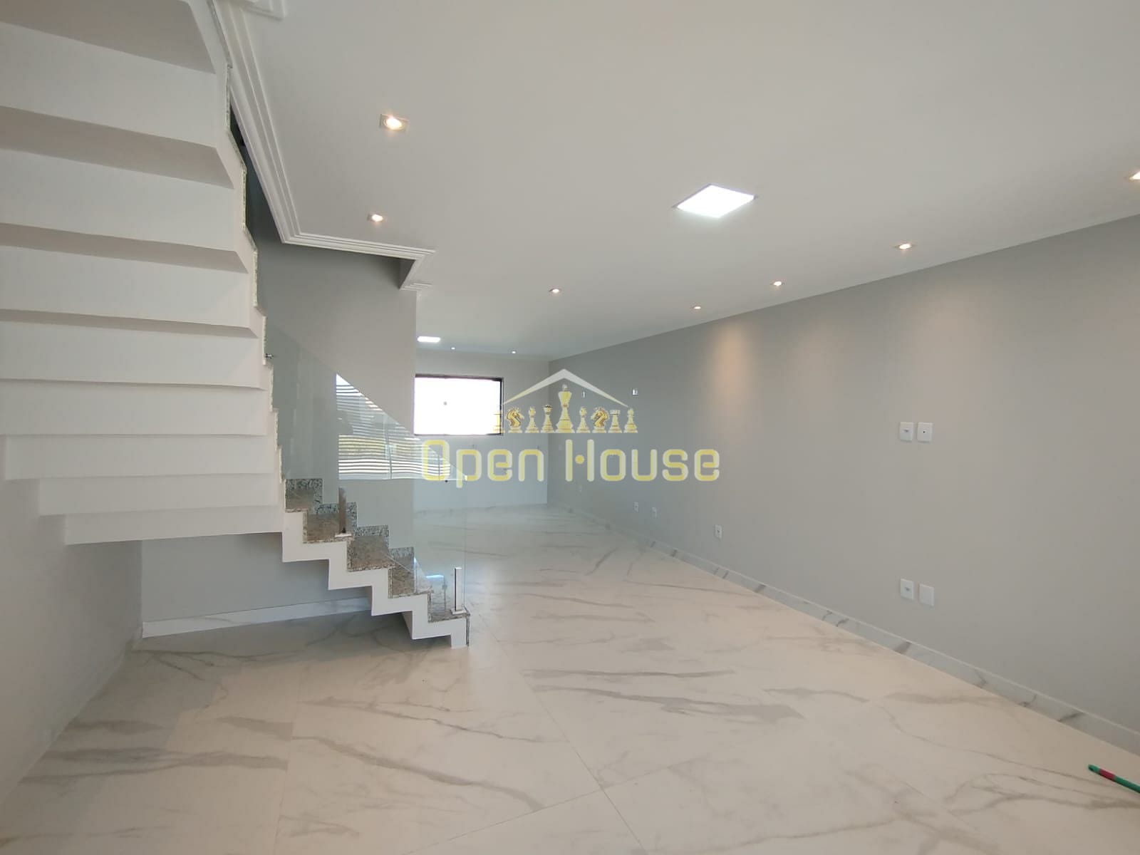 Casa, 3 quartos, 182 m² - Foto 1
