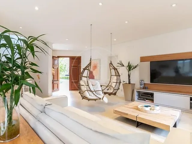 Casa com 533m² 4 quartos e 6 banheiros, à venda, no bairro Jardim Petrópolis em São Paulo