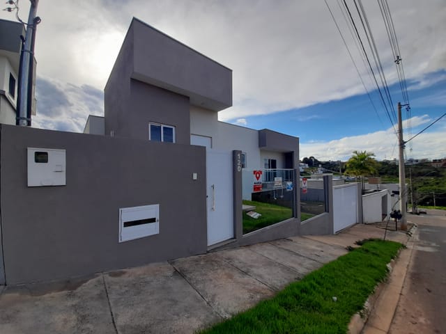 Foto do Casa - Casa 3 dormitórios para locação, 220 m2 - Residencial Sant'ana I, Lavras, MG | Seu Lugar - Imobiliária Descomplicada