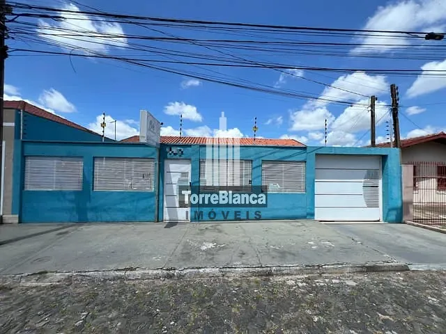 Casa com 429m² 3 quartos e 2 banheiros, à venda, no bairro Nova Rússia em Ponta Grossa
