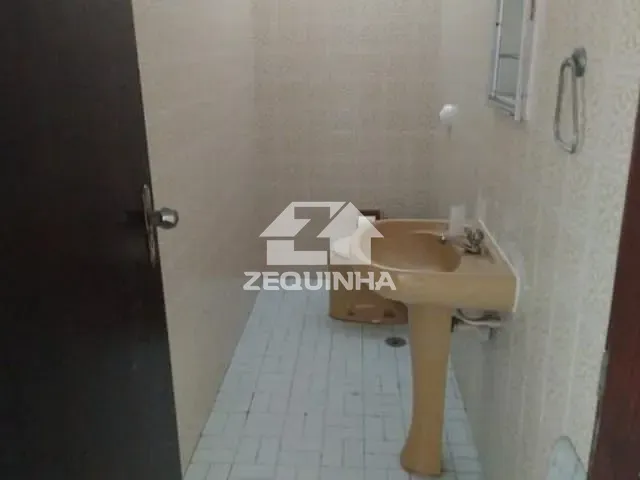 Casa com 340m² 3 quartos e 2 banheiros, à venda, no bairro Jardim Jussara em Sao Paulo