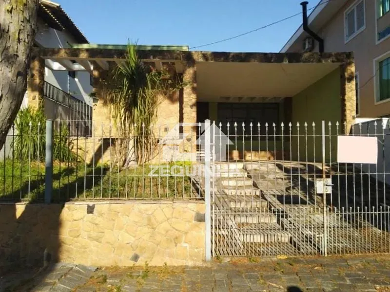 Casa, 3 quartos, 196 m² - Foto 1