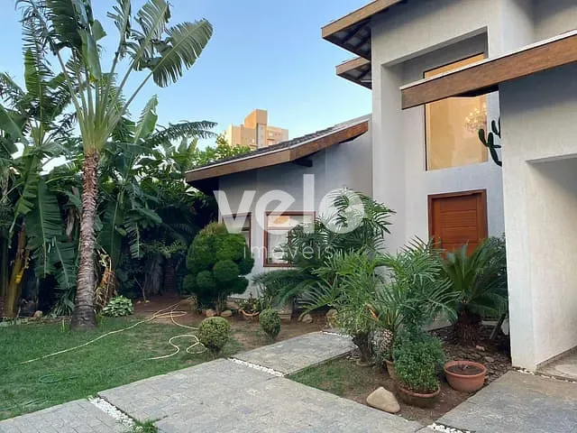 Casa com 890m² 4 quartos e 5 banheiros, à venda, no bairro Jardim das Nações em Taubaté