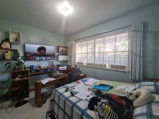 Casa com 216m² 6 quartos e 4 banheiros, à venda, no bairro Parque Leopoldina em Campos dos Goytacazes
