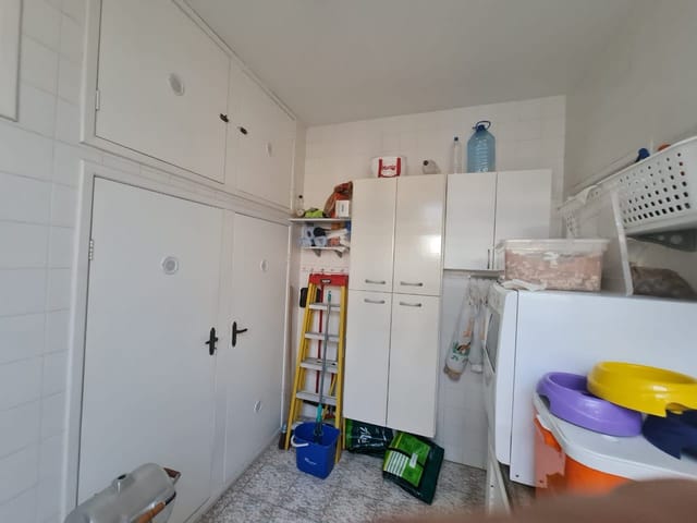 Casa com 216m² 6 quartos e 4 banheiros, à venda, no bairro Parque Leopoldina em Campos dos Goytacazes