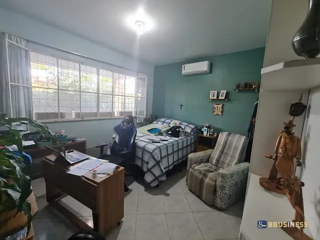 Casa com 216m² 6 quartos e 4 banheiros, à venda, no bairro Parque Leopoldina em Campos dos Goytacazes