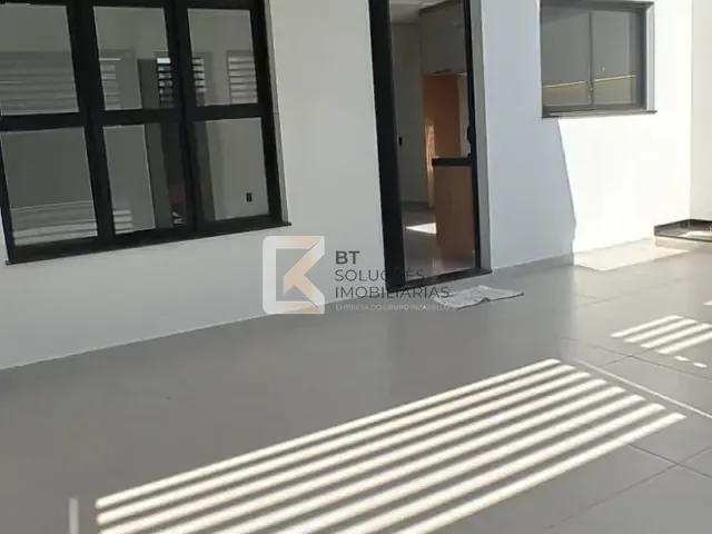 Casa com 150m² 3 quartos e 2 banheiros, à venda, no bairro Jardim Bom Sucesso em Indaiatuba