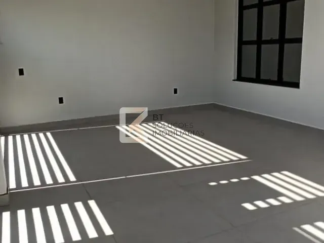 Casa com 150m² 3 quartos e 2 banheiros, à venda, no bairro Jardim Bom Sucesso em Indaiatuba