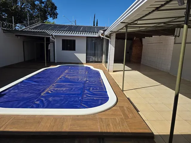 Casa com 511m² 3 quartos e 3 banheiros, à venda, no bairro Vila do Colégio em Apucarana