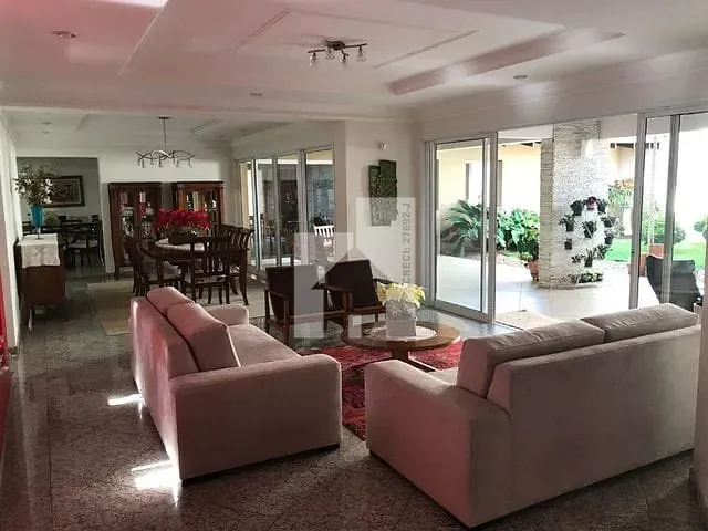 Casa com 1232m² 3 quartos e 3 banheiros, à venda, no bairro Jardim Novo Mundo em Jundiaí