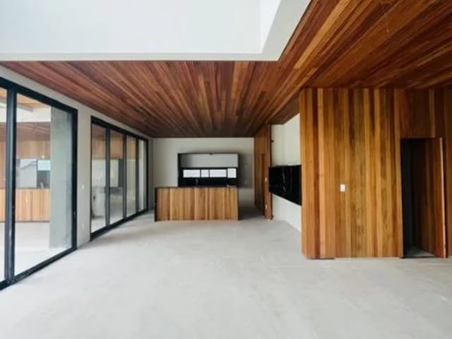 Casa com 600m² 4 quartos e 6 banheiros, à venda, no bairro Condomínio Residencial Montserrat em São José dos Campos