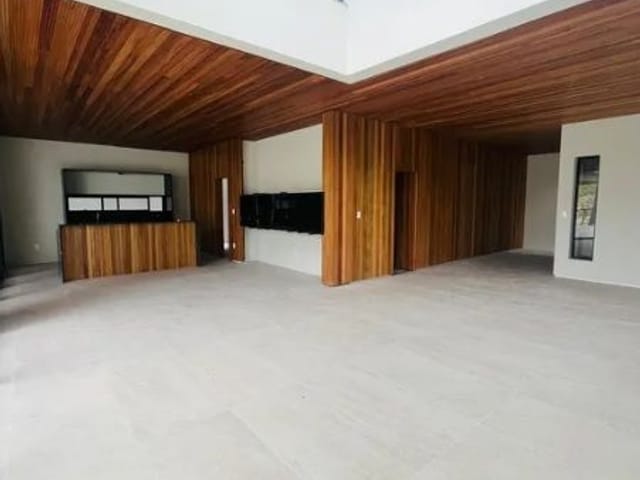 Casa com 600m² 4 quartos e 6 banheiros, à venda, no bairro Condomínio Residencial Montserrat em São José dos Campos