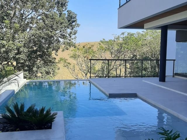 Casa com 600m² 4 quartos e 6 banheiros, à venda, no bairro Condomínio Residencial Montserrat em São José dos Campos