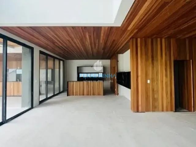 Casa com 600m² 4 quartos e 6 banheiros, à venda, no bairro Condomínio Residencial Montserrat em São José dos Campos