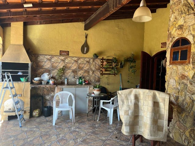 Casa com 200m² 3 quartos e 3 banheiros, à venda, no bairro Santa Clara em Campinas