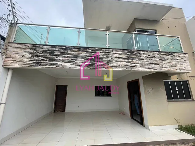 Casa com 150m² 3 quartos e 4 banheiros, à venda, no bairro Centro-Sul em Várzea Grande