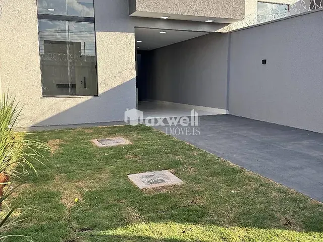 Casa com 196m² 3 quartos e 2 banheiros, à venda, no bairro Jardim Veneza em Aparecida de Goiânia