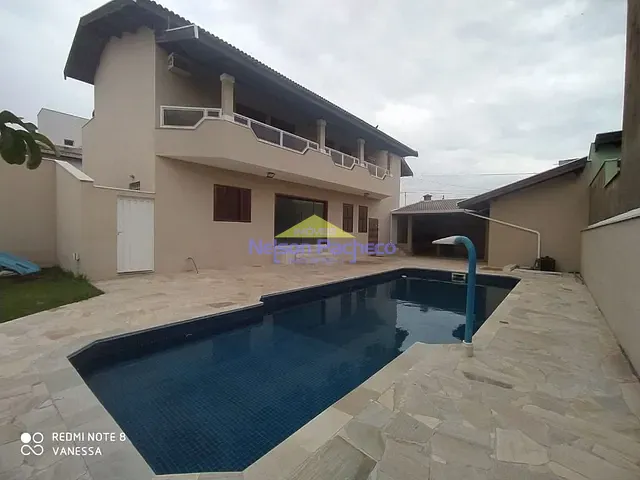 Casa com 640m² 4 quartos e 2 banheiros, à venda, no bairro Nova Aparecida em Capivari