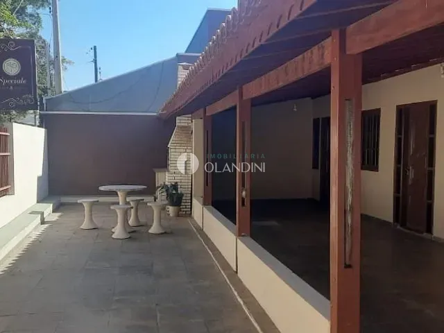 Casa com 246m² 3 quartos e 2 banheiros, à venda, no bairro Jardim Ricardo Duzzi em Artur Nogueira