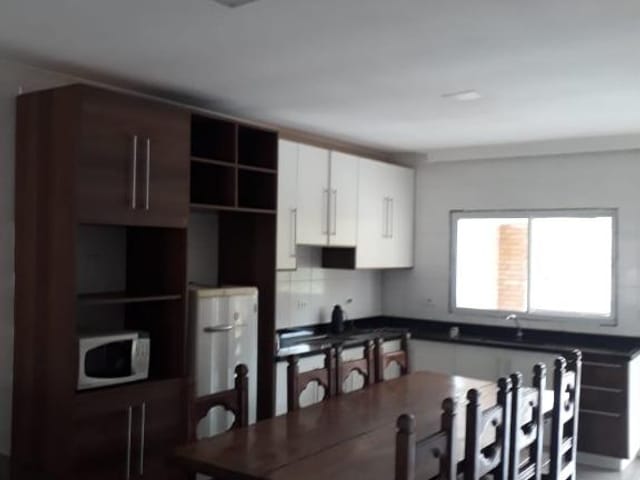 Casa com 500m² 4 quartos e 3 banheiros, à venda, no bairro dos Pires (Caucaia do Alto) em Cotia