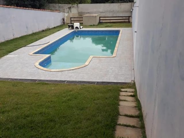 Casa com 500m² 4 quartos e 3 banheiros, à venda, no bairro dos Pires (Caucaia do Alto) em Cotia