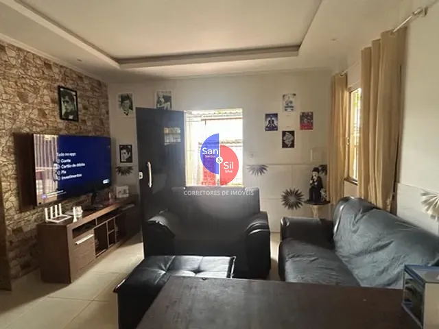 Casa com 375m² 2 quartos e 2 banheiros, à venda, no bairro Jardim da Paz (Praia de Mauá) em Magé