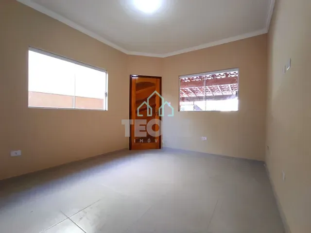 Casa com 125m² 2 quartos e 2 banheiros, à venda, no bairro Jardim Continental em Taubaté