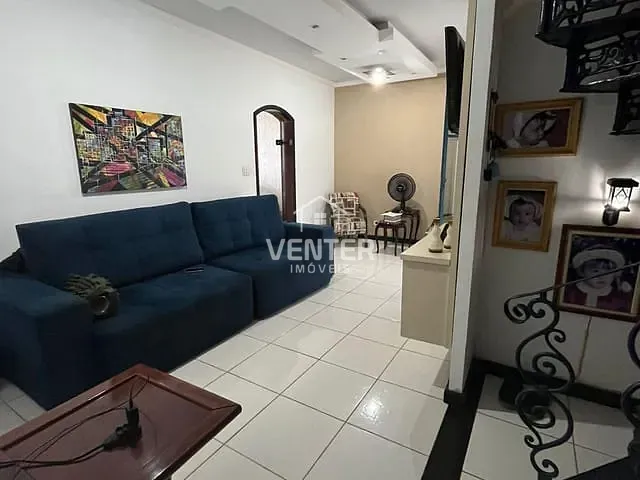 Sobrado com 250m² 5 quartos e 3 banheiros, à venda, no bairro Jardim Independência em Taubaté