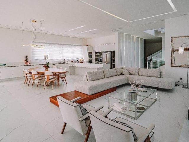 Casa com 600m² 3 quartos e 6 banheiros, à venda, no bairro Alphaville em Santana de Parnaíba