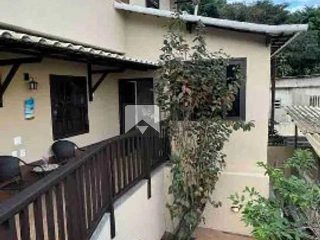 Casa com 306m² 4 quartos e 2 banheiros, à venda, no bairro Fátima em Niterói