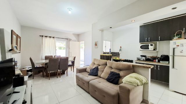 Casa com 250m² 2 quartos e 2 banheiros, à venda, no bairro Barroco (Itaipuaçu) em Maricá