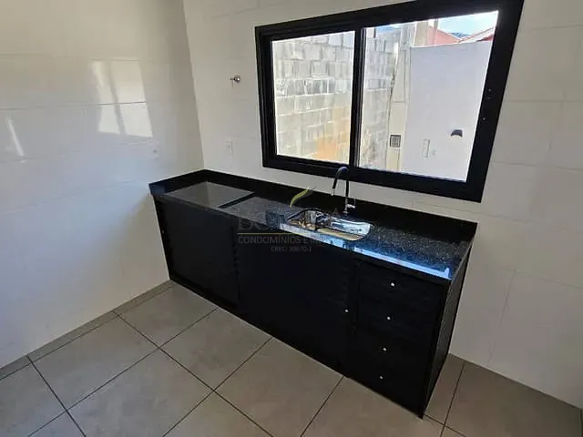 Casa 2 quartos e 1 banheiro, para alugar, no bairro Loteamento Bela Vista I em Piracaia