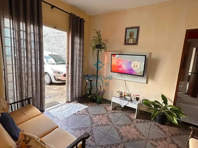 Casa 5 quartos e 3 banheiros, à venda, no bairro Conjunto Taquaril em Belo Horizonte