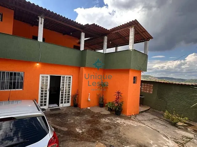 Casa 5 quartos e 3 banheiros, à venda, no bairro Conjunto Taquaril em Belo Horizonte
