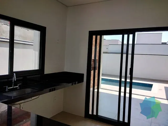 Casa com 316m² 3 quartos e 2 banheiros, à venda, no bairro Condomínio Lagos D'Icaraí em Salto