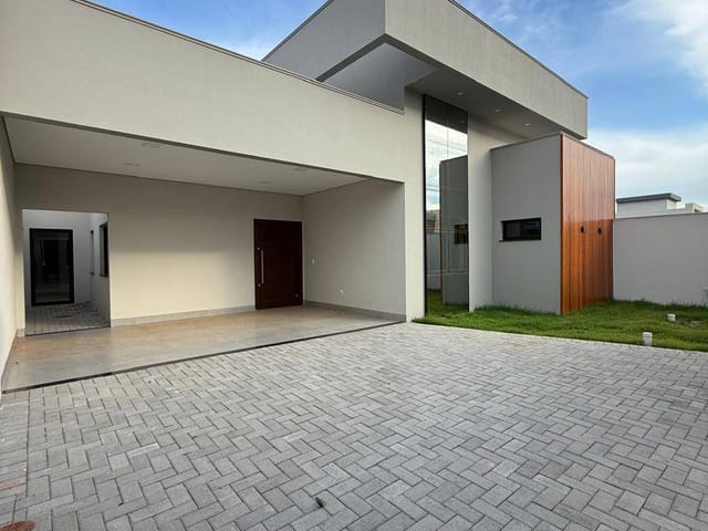 Casa com 300m² 3 quartos e 3 banheiros, à venda, no bairro Aquarela das Artes em Sinop