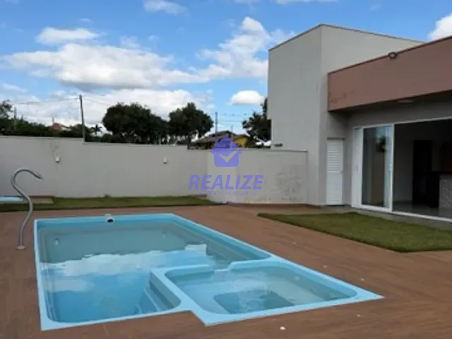 Casa com 1100m² 4 quartos e 6 banheiros, à venda ou para alugar, no bairro Residencial Parque Laguna II em Botucatu