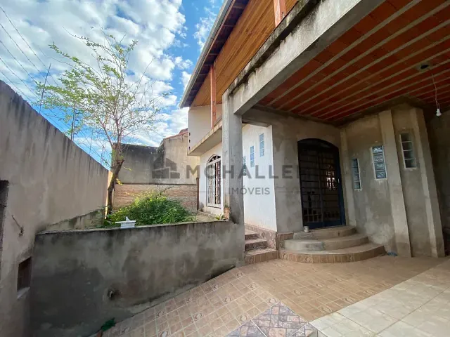 Casa 3 quartos e 4 banheiros, à venda, no bairro Morro Chic em Itajubá